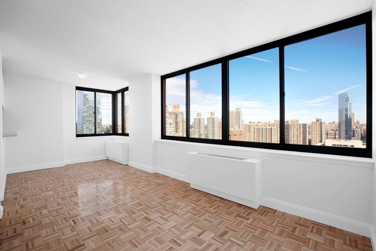 Large and Bright, Luxury 1 bed/2 bath No Fee Apartment in the Upper West Side with a View
