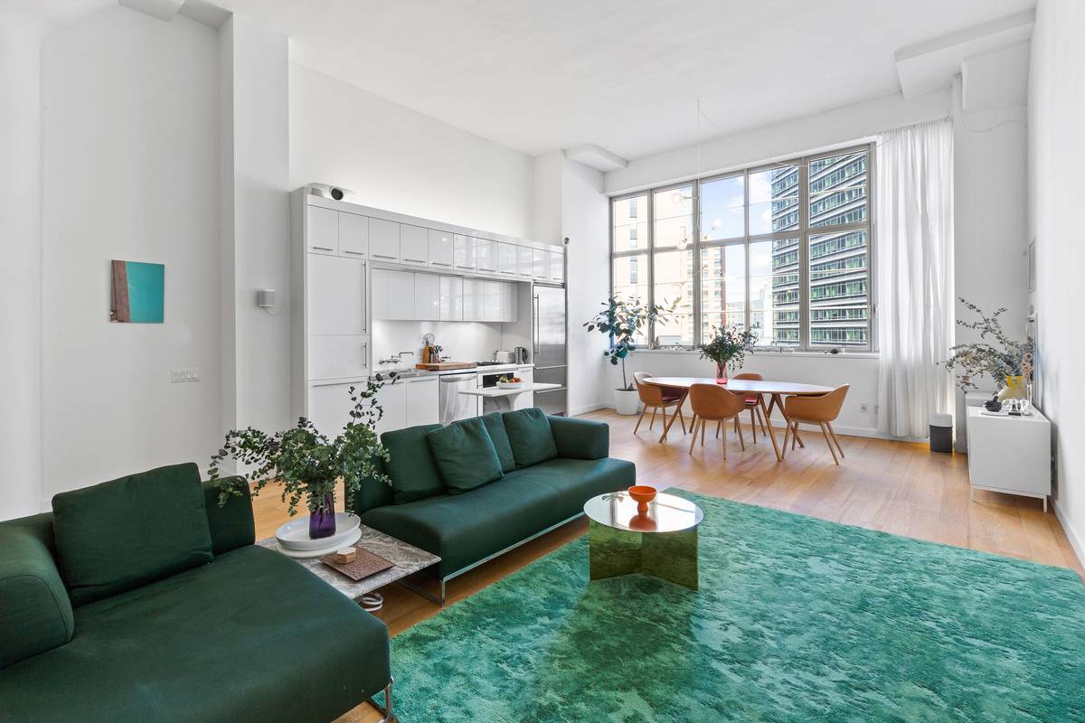 Spectacular Convertible 1 Bedroom Loft @ Arris Lofts - Court Square LIC