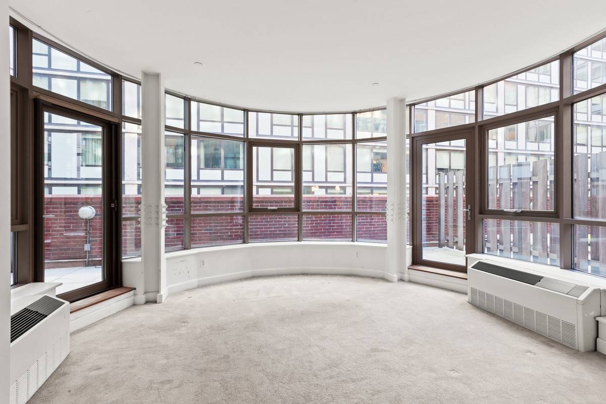1 Br + home office