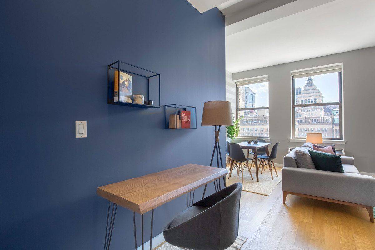 No Fee , 2 bed/ 1 bath luxury apartment in heart of Financial District ,