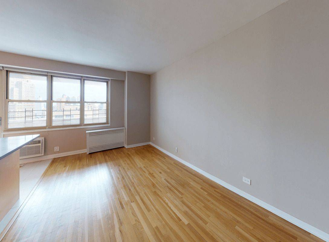 No Fee, 2 Months Free, 5 Rooms 2 Bed /2 Bath Tribeca Luxury and Convenience