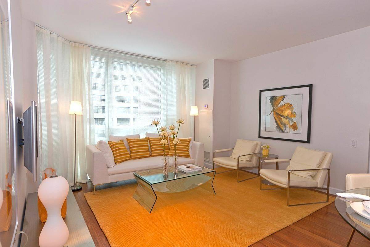 No Fee, 2BR/2bA in Hudson Yards High-Rise