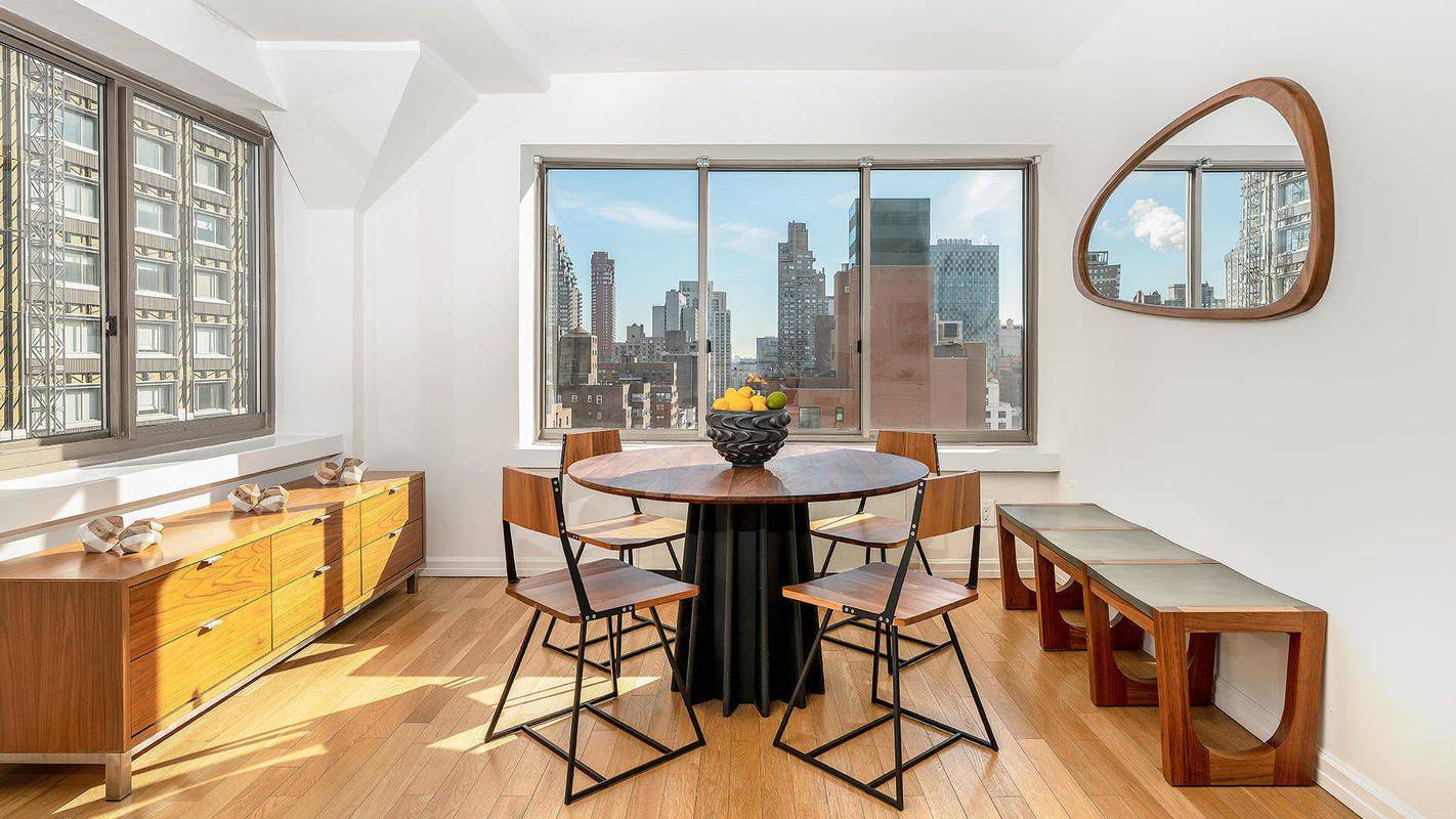 No Fee, 1 bed/ 1bath Apartment in Luxury Upper West Side Building
