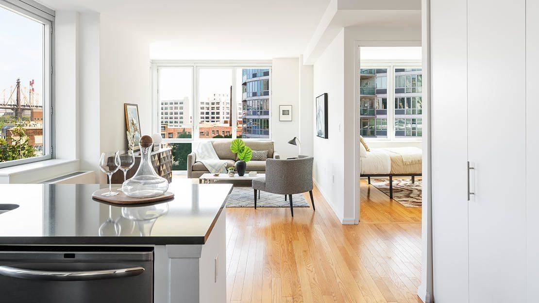 No Fee Long Island City 1 Bedroom Apartment in  an Amenity Filled Luxury Building