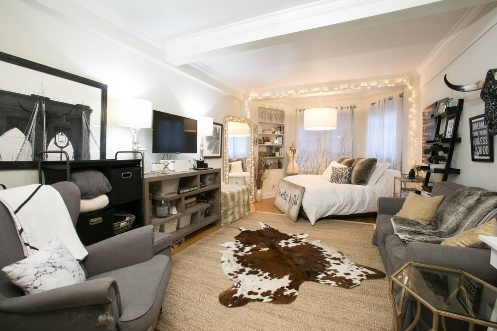 No Fee Murray Hill Studio Apartment in  an Amenity Filled Luxury Building