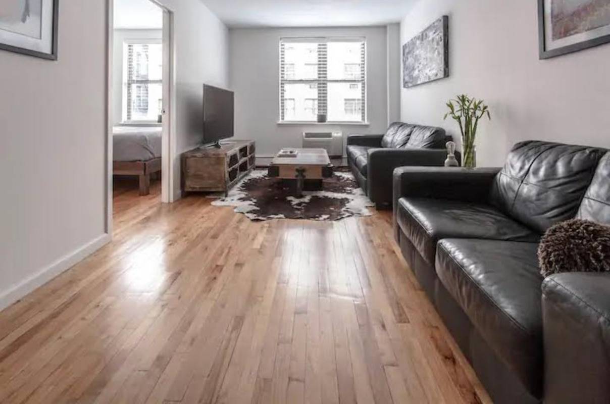 No Fee, 2BR  in Prime East Village Building