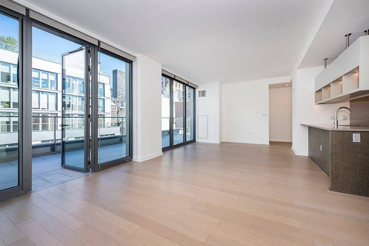 No Fee & 3 Months Free! 2 Br / 2 Bath in Flatiron Luxury Doorman Building