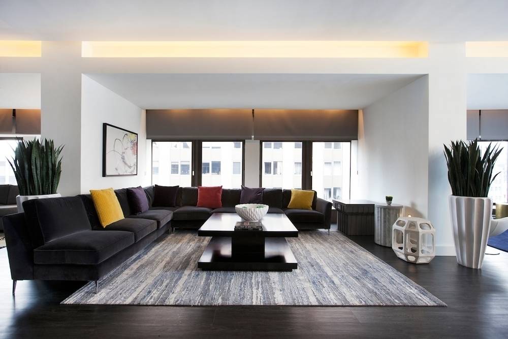 Large 1 bed in Financial District, W/D in unit!