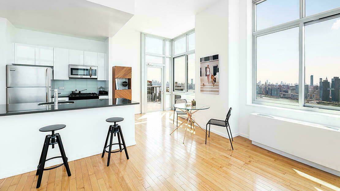 NO FEE, beautiful 1 bedroom in Long Island City, 1 month free!