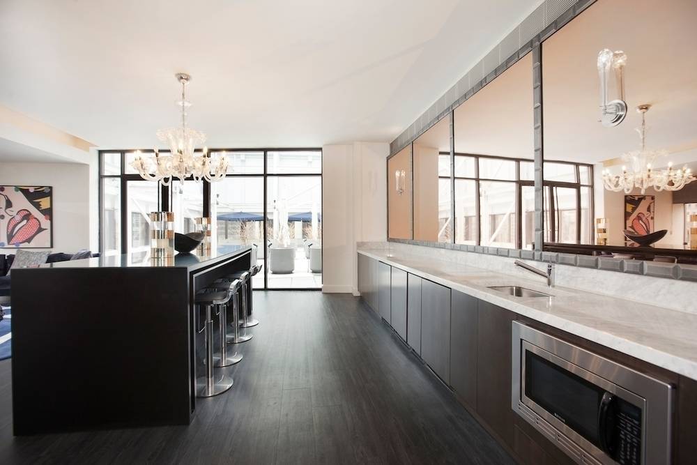 No Fee 1 Bed/ 1 Bath Luxury Apartment in Fidi