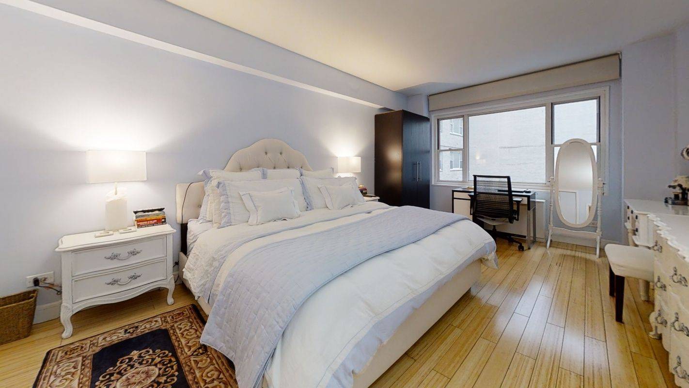 No Fee Spacious 1Bed steps from Central Park