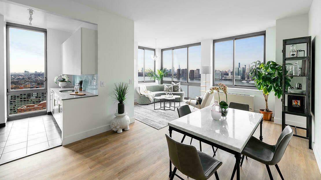 *No fee*, 2 bed/2 bath renovated apartment in LIC, Lower manhattan views