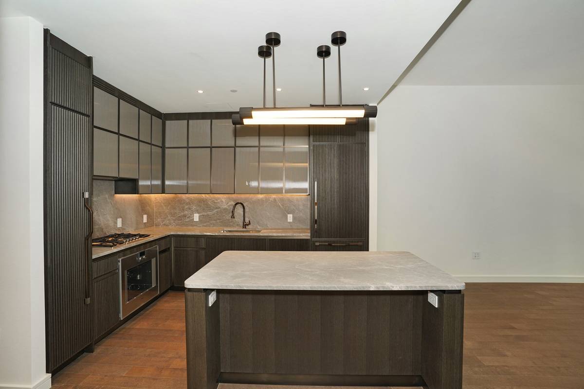 NO FEE, Luxury 1 bed,/1 bath in West Chelsea