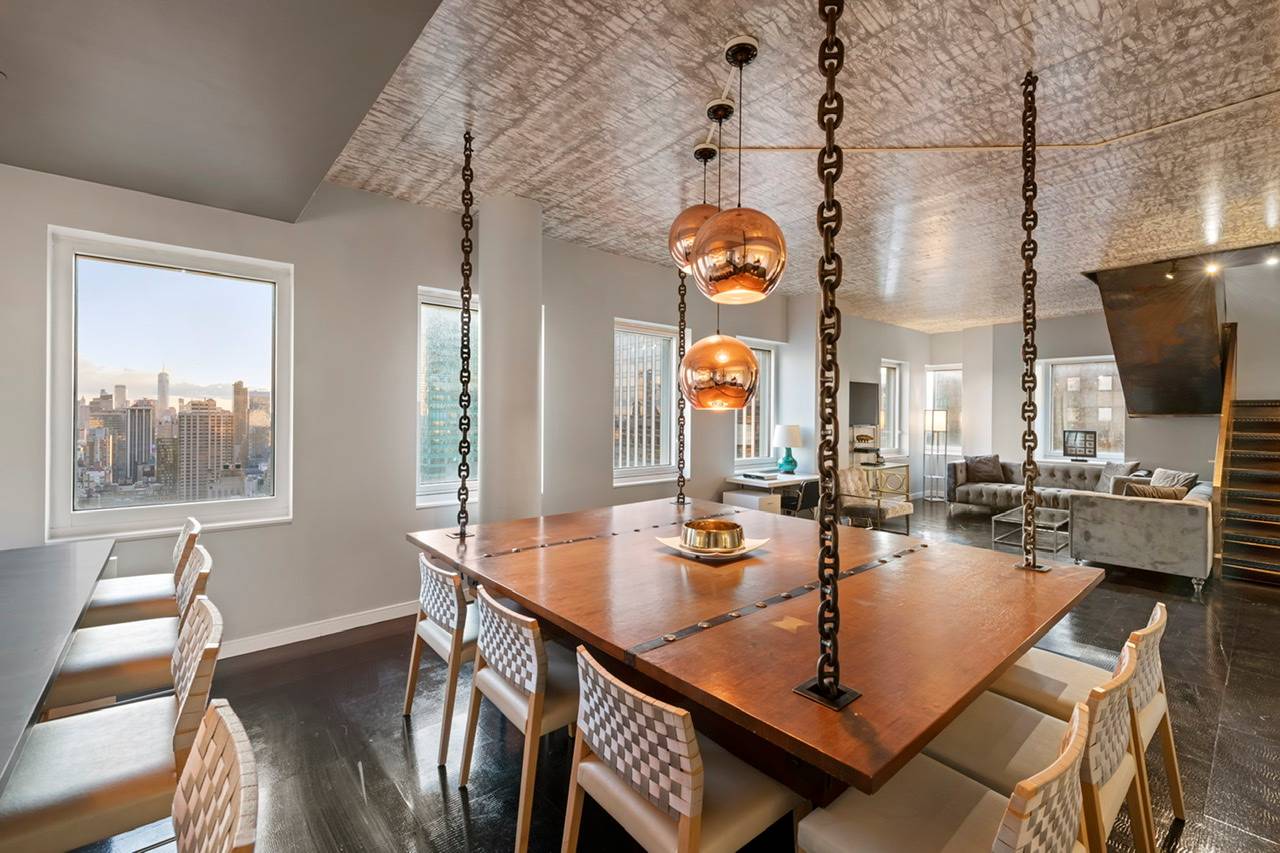 Palatial Two Floor Penthouse In The Sky  * Quadruple Exposure * Midtown