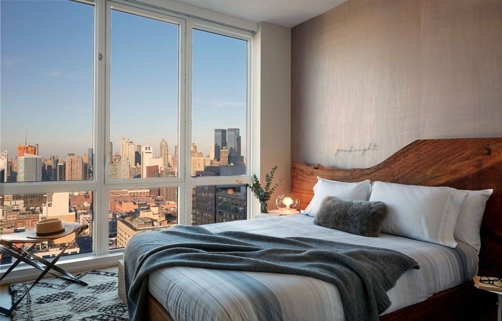 Midtown West High Floor Luxury 1BD/1BA with Stunning Views, Italian Kitchen and European Appliances, Floor-to-Ceiling Windows, Outdoor Swimming Pool, W/D