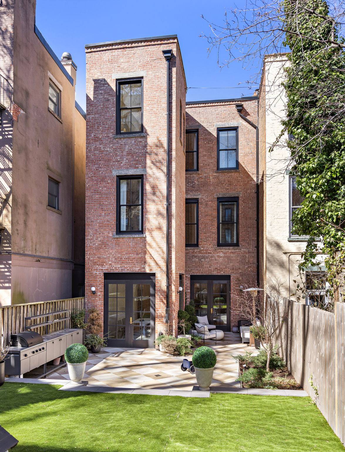 Timeless Elegance and Luxury: A Historic One-Family Gem in the Heart of Hoboken
