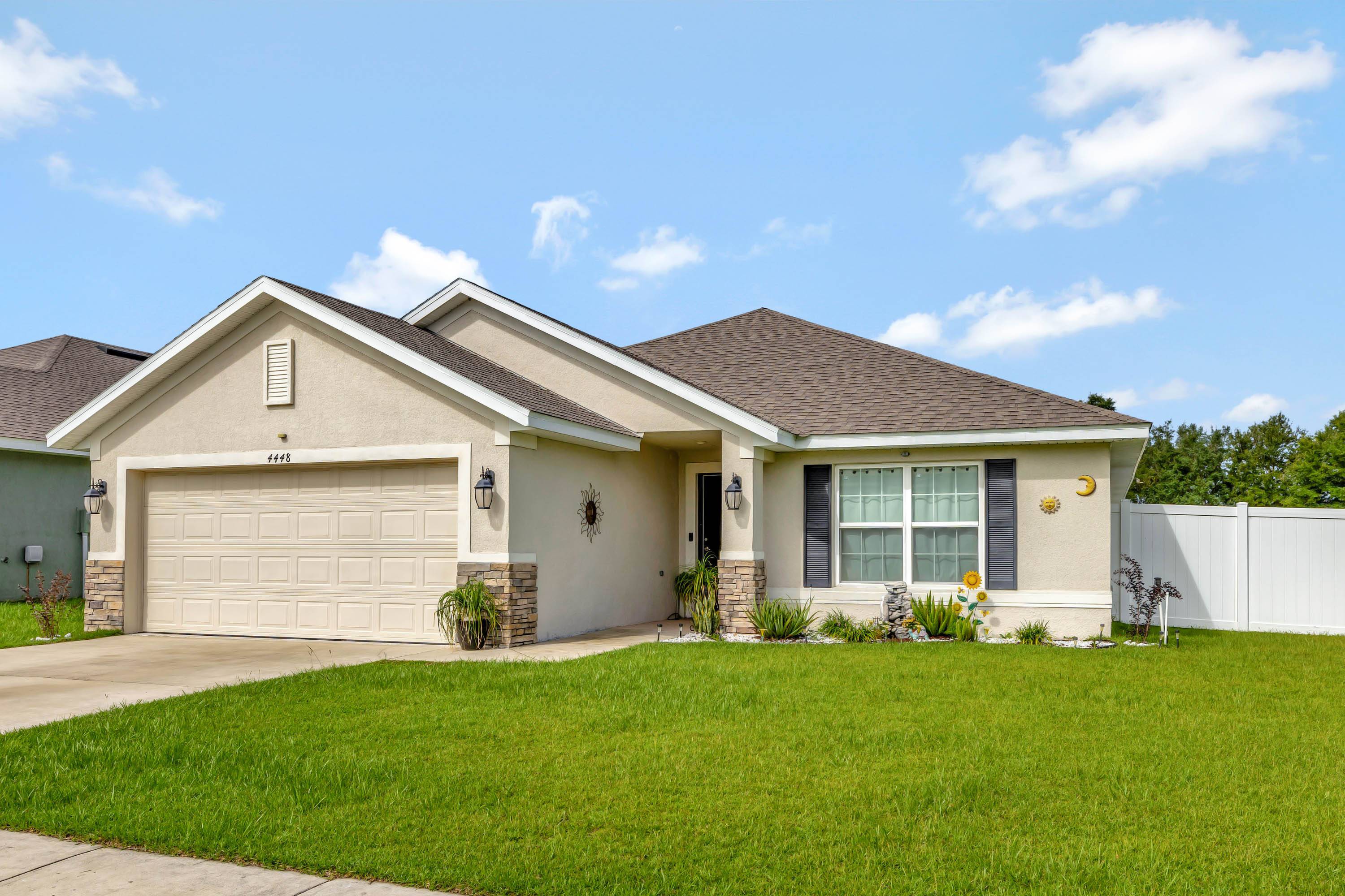Modern Comfort & Private Living in Ocala’s Gated St. James Park