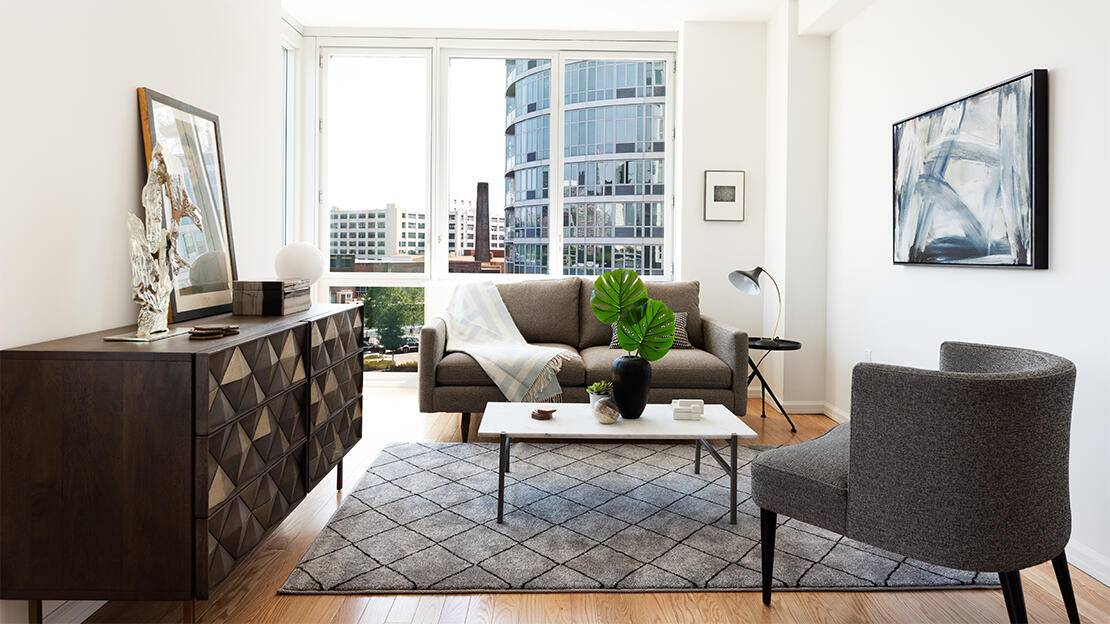 Picturesque 1 Bed w/ Manhattan Views in LIC