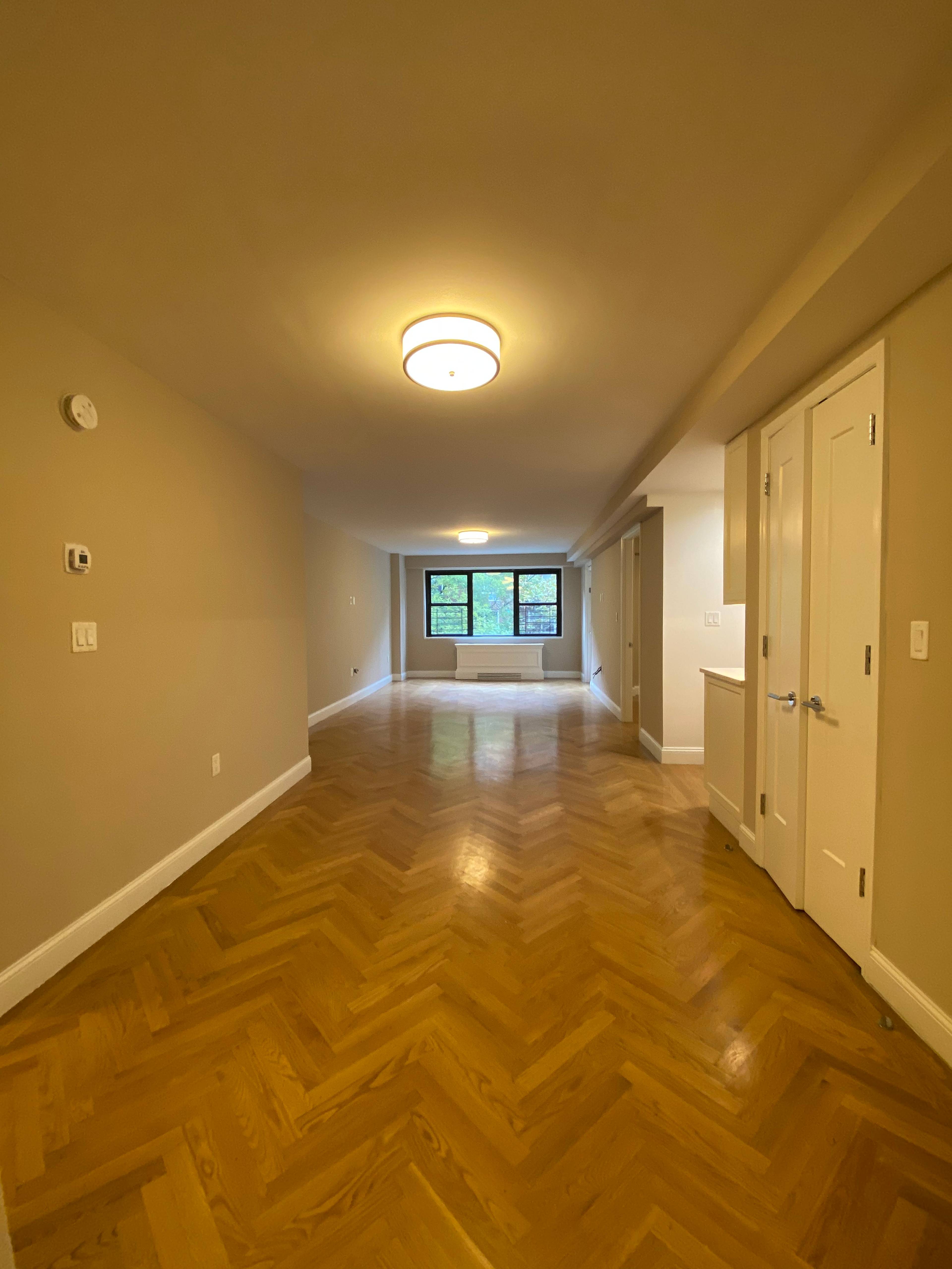No Fee, Upper East Side Gut Renovated 3 Bed / 2 Bath, W/D in unit