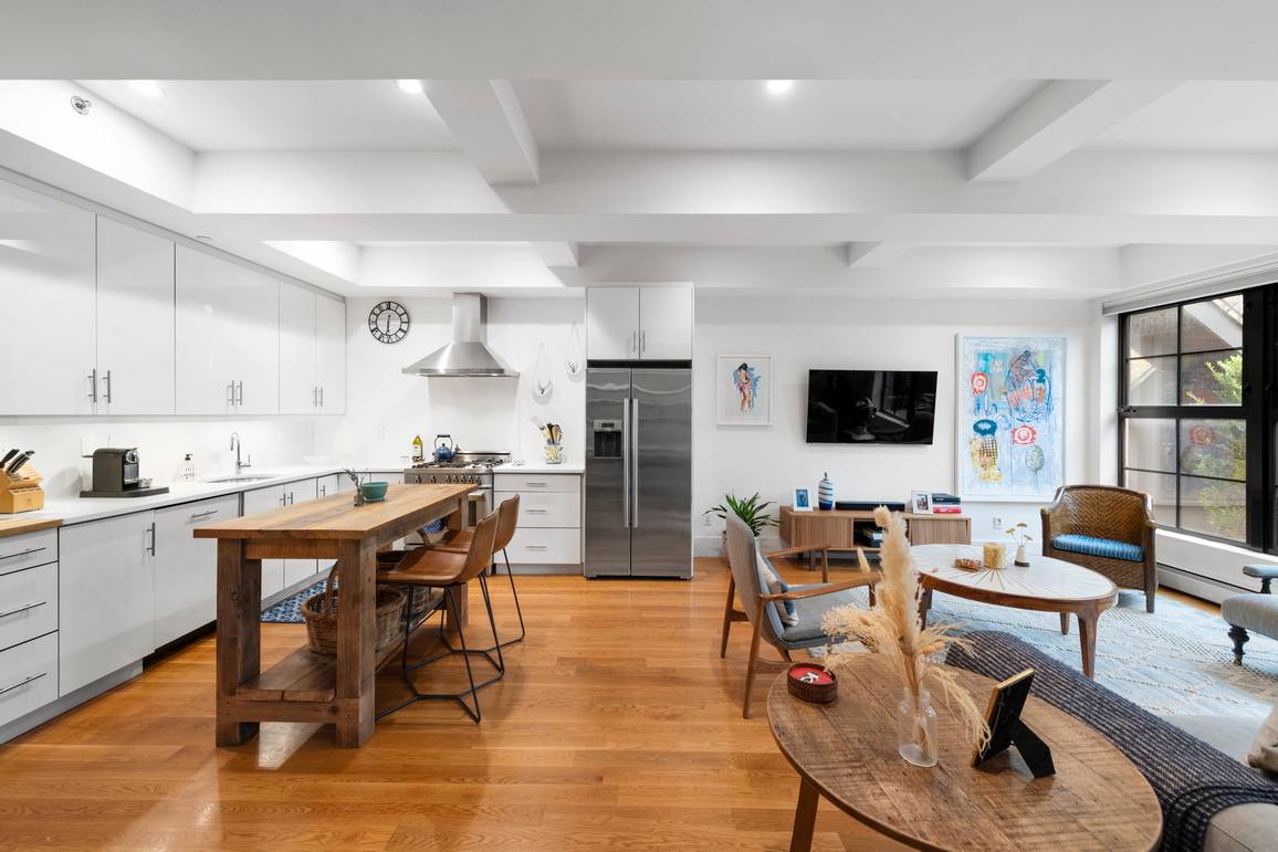 49 Summit St Apt. 1C