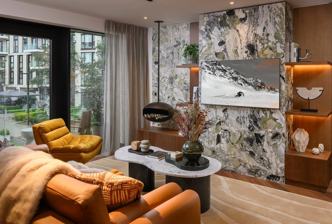 Tranquillity Place | Jade Wharf | London Dock – Three Bedroom Ninth Floor Apartment with Two Balconies