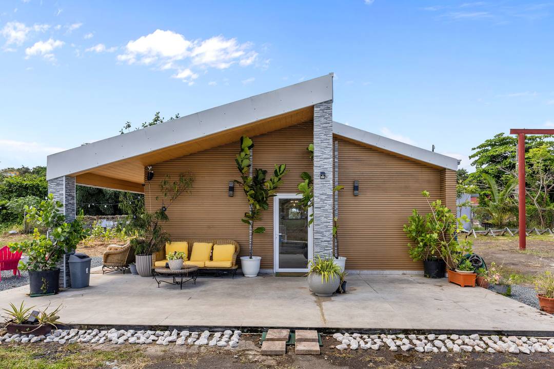 Boutique Tiny Home Oasis with Income Potential