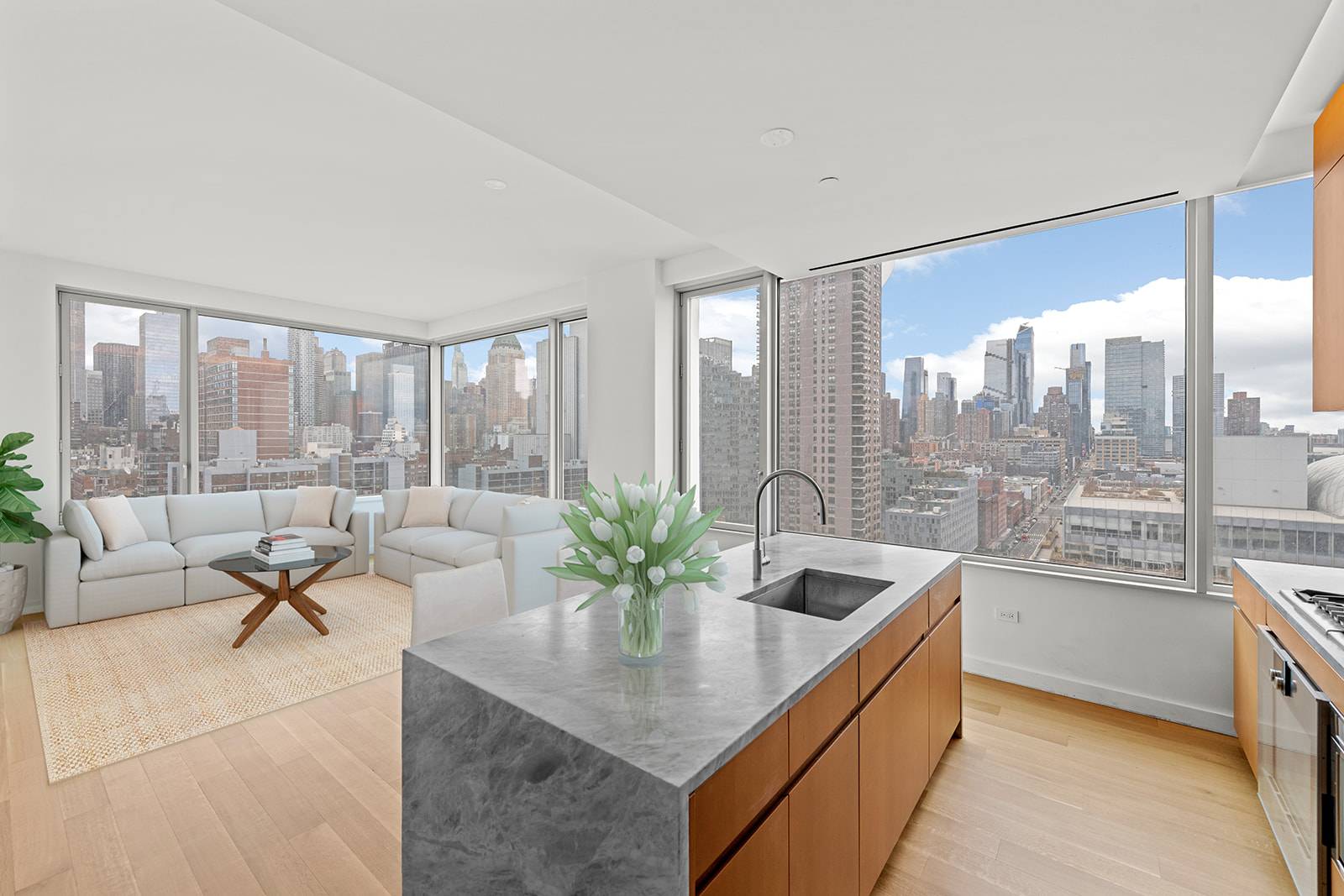 Panoramic City & Water Views in 3 Bed Corner Unit