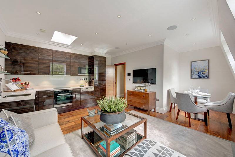 Stunning 2 bedroom apartment in Bayswater, Garden House