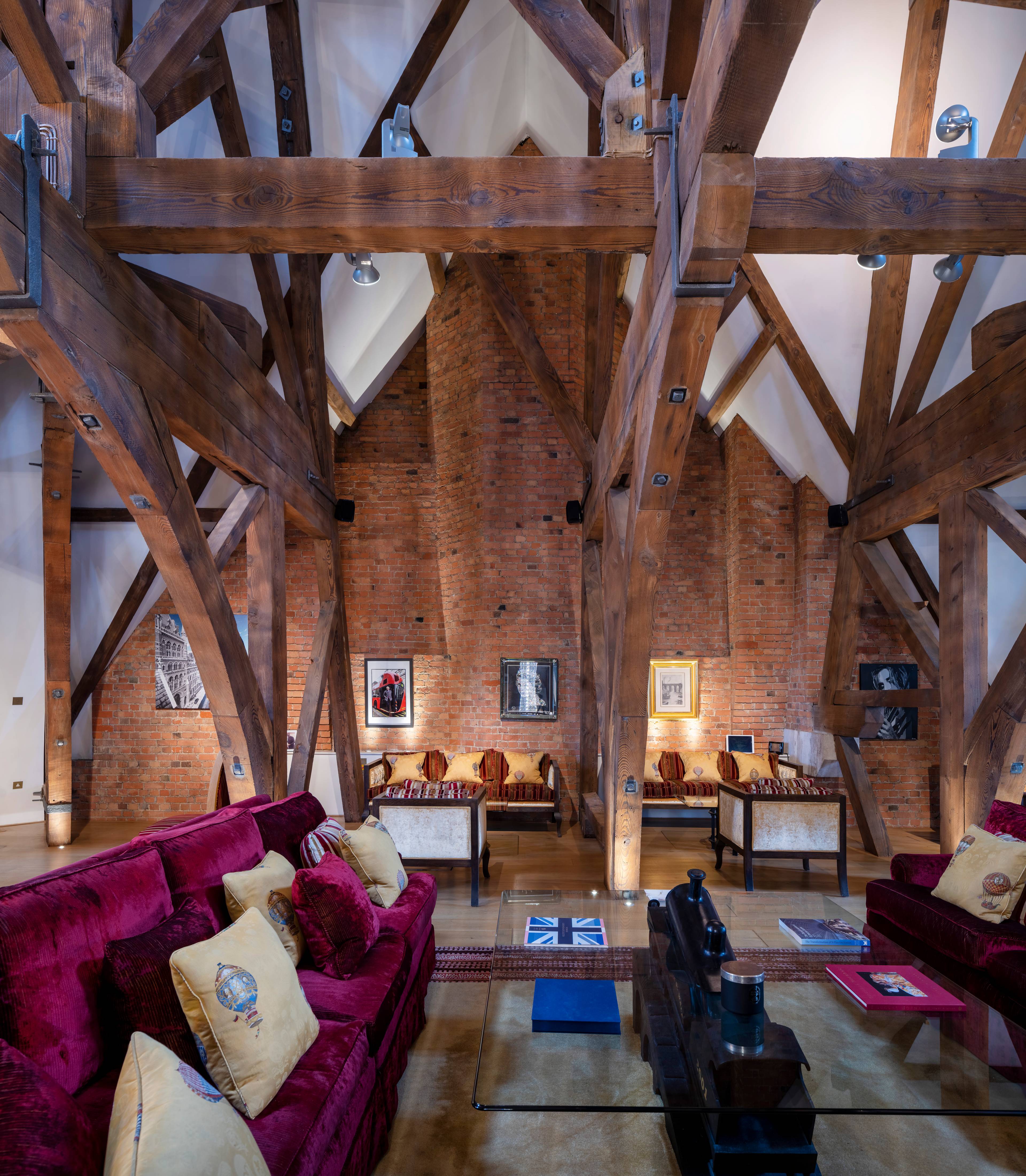 ST PANCRAS CHAMBERS PENTHOUSE APARTMENT