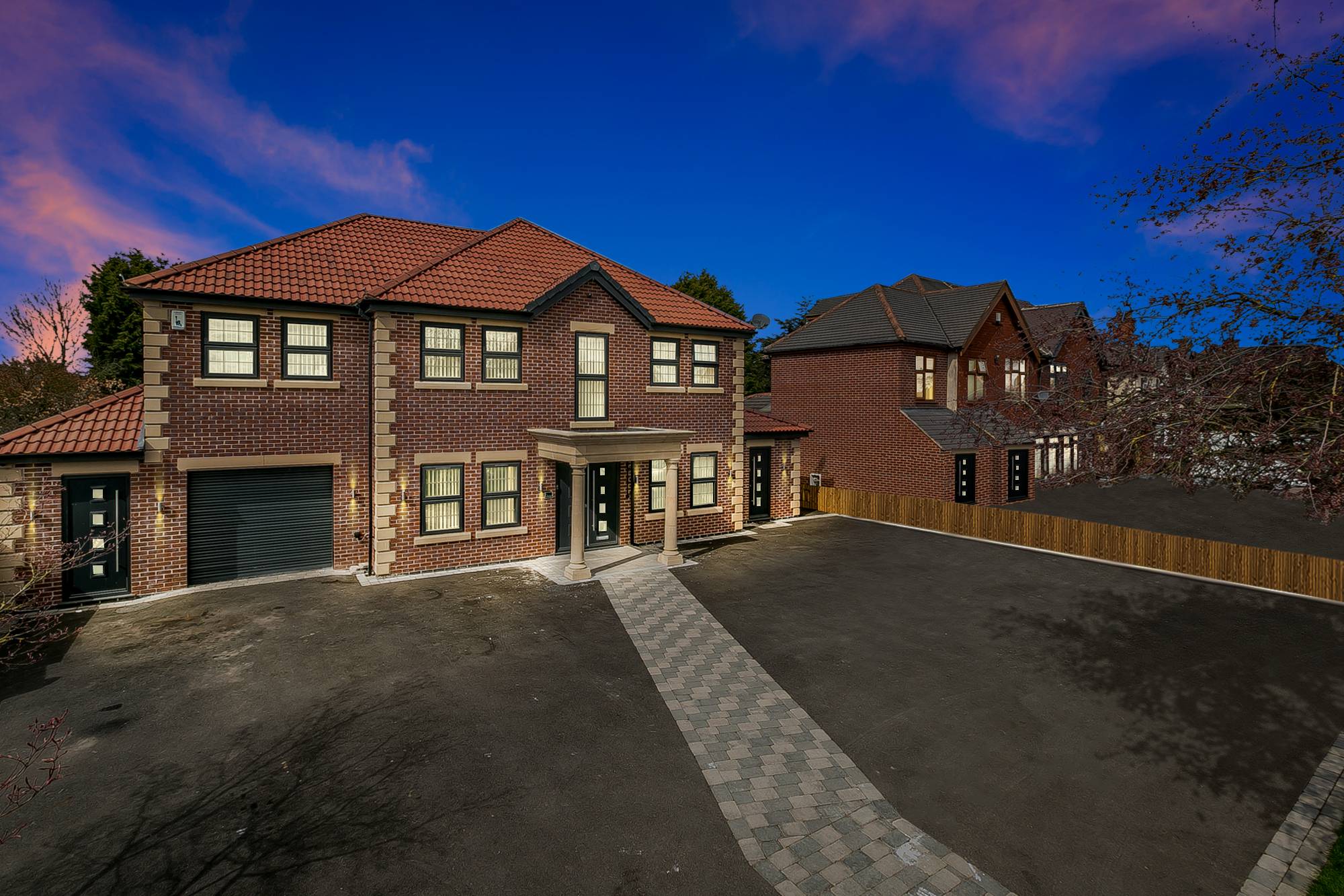 7 Bedroom Detached Home - This magnificent 3300sqft, 7-bedroom, 4.5-bathroom, detached property offers endless opportunities and is situated in the most sought-after area of Derby.