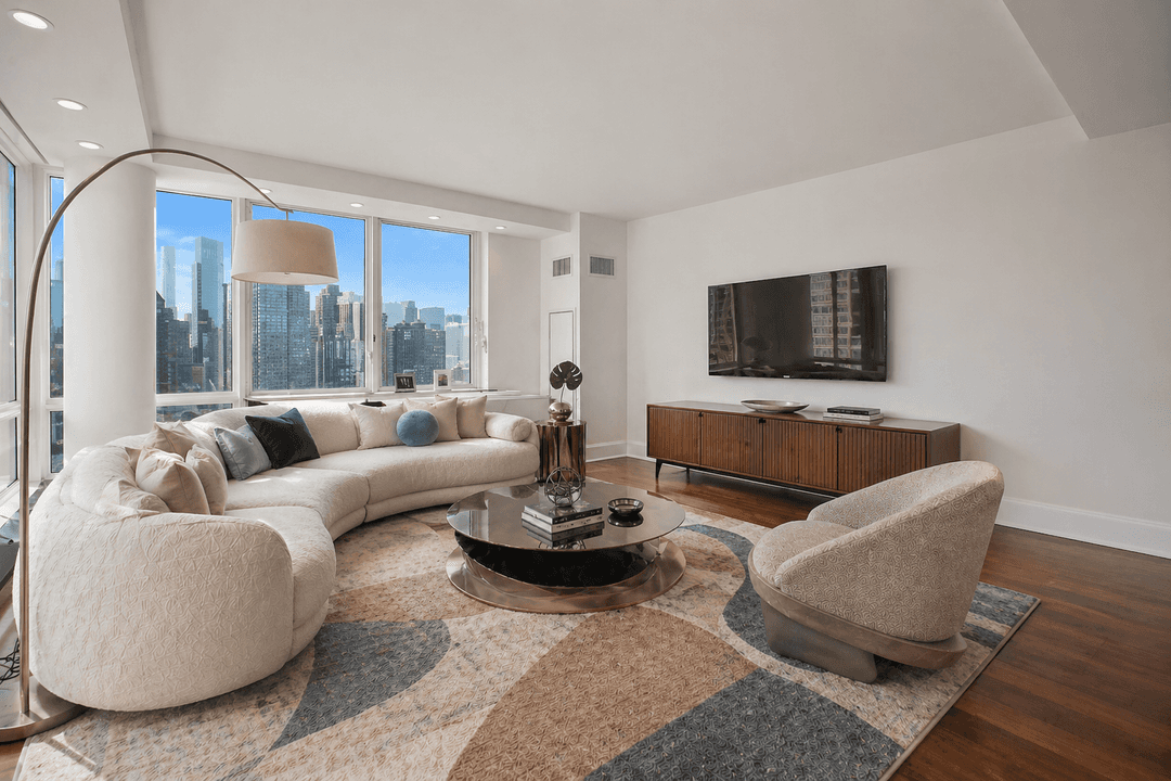 2 Bedroom 2.5 Bathroom Oasis @ The Aldyn