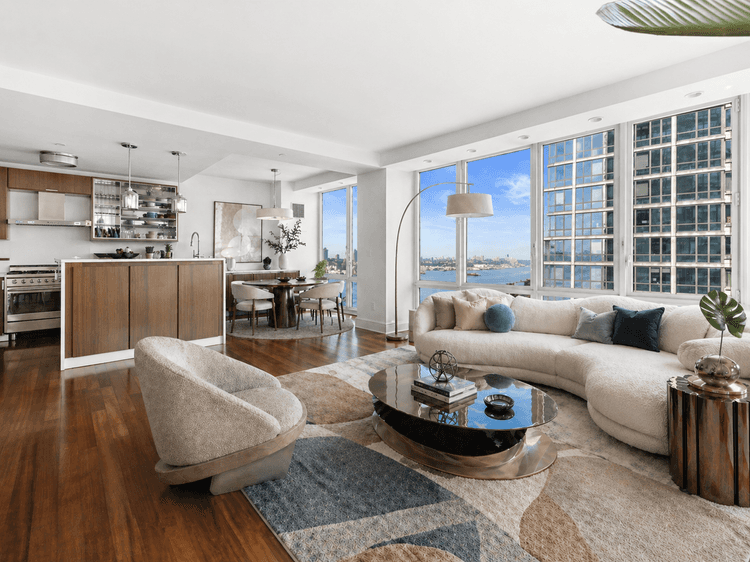 2 Bedroom 2.5 Bathroom Oasis @ The Aldyn