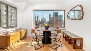 NO FEE, 2 Bed/2 Bath Luxury Apartment in Lenox Hill