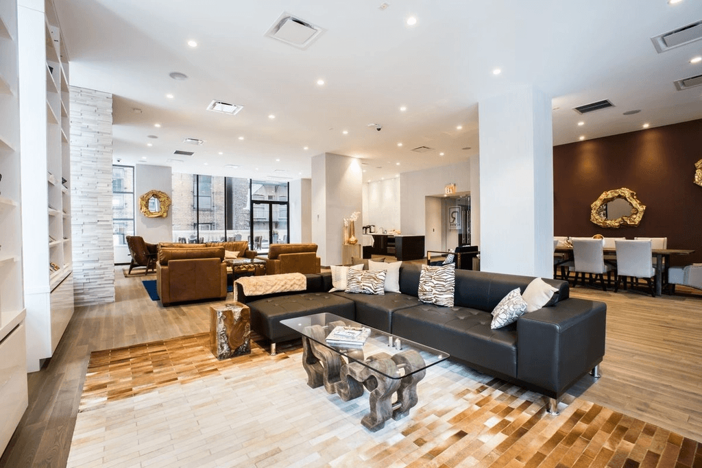 Spacious Studio in Midtown Manhattan with Private Balcony— NO BROKER FEE - 1 Month Free on a 13-Month Lease