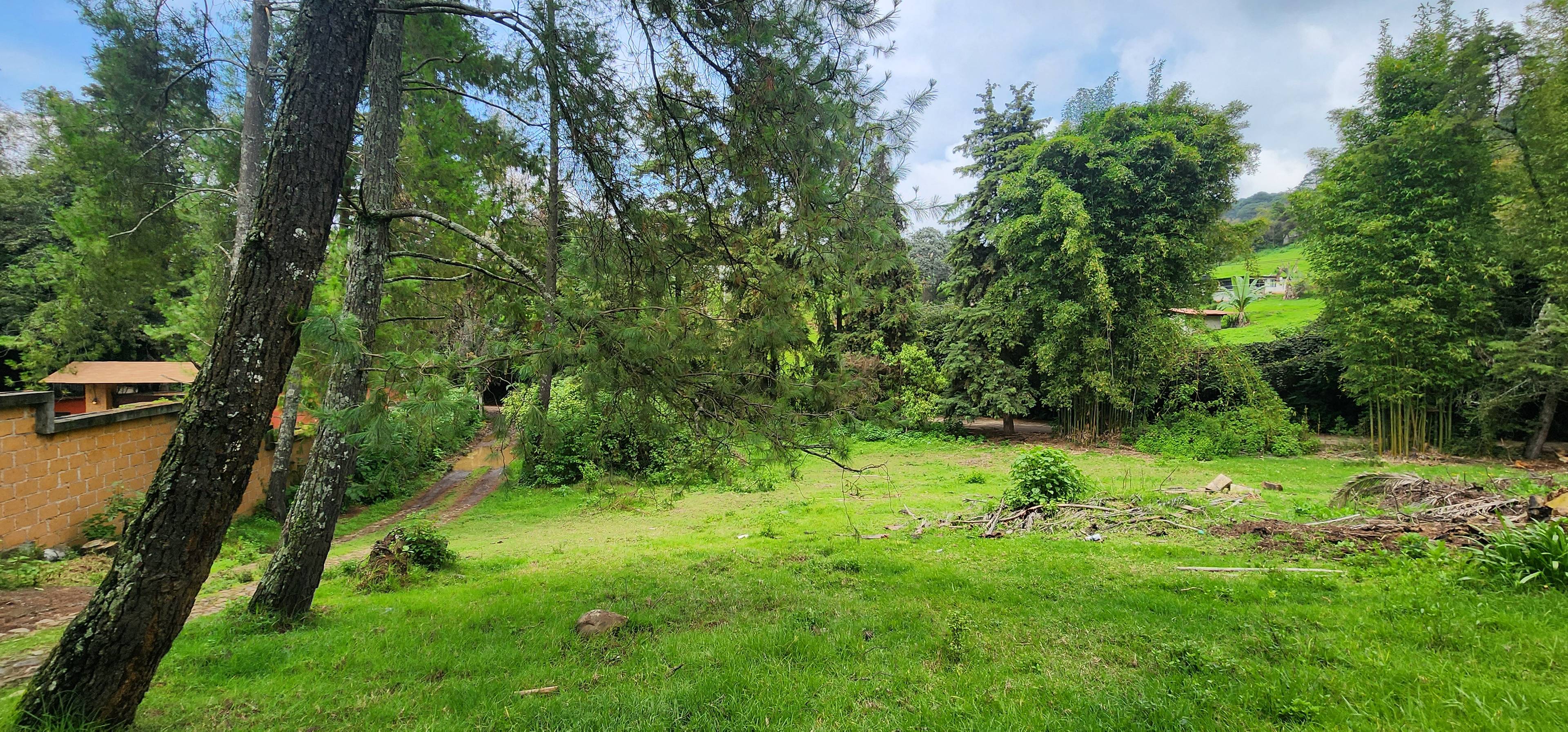 Land for sale in Acatitlán, Valle de Bravo.