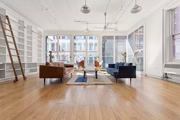 BOND ST. FURNISHED RENTAL 2400 SQFT NOHO LOFT