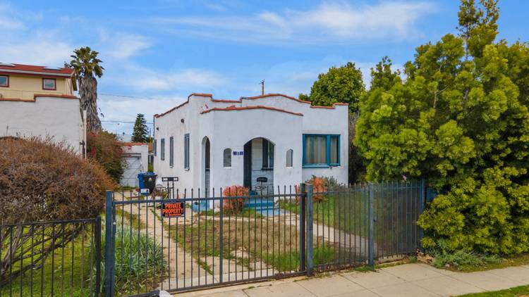 709 Brooks Ave, Venice, CA 90291