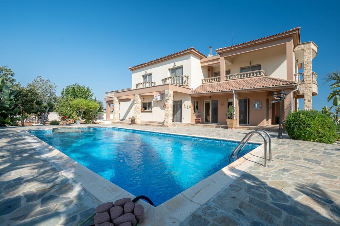 Detached Villa FOR SALE  in Paphos, Anarita ./5977