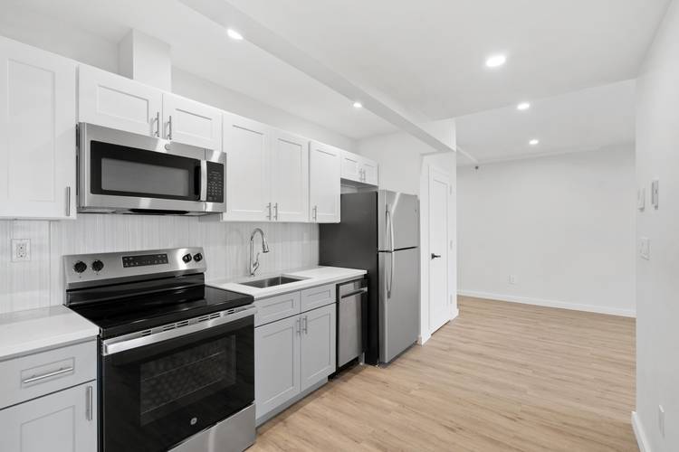 Pvt Outdoor Space | Spectacular Views | Prime Astoria | New Development | In-Unit W|D