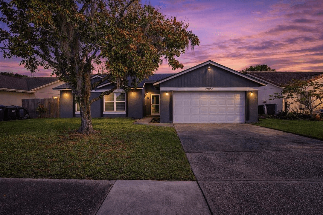 Indoor-Outdoor Living in the Heart of Orlando