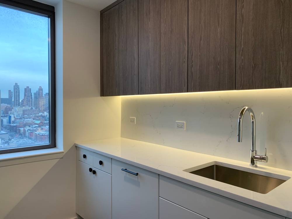 Renovated Midtown West 2 Bedroom Rental