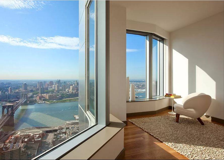 LUXURIOUS ONE BED/ONE BATH W/ HIGH CEILINGS, W/D IN UNIT FINANCIAL/SEAPORT DISTRICT!