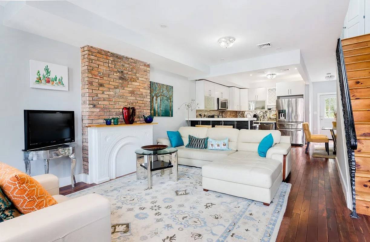 Stunning Bed Stuy 3 bedroom / 2  bath Duplex with outdoor space !