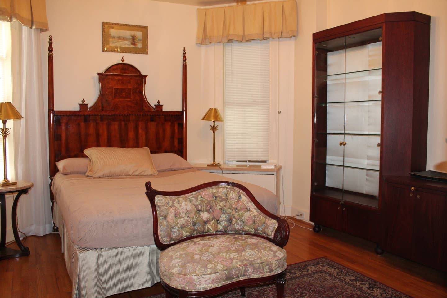 Fully Renovated and Furnished Two Bed/One Bath in a Multi Family!