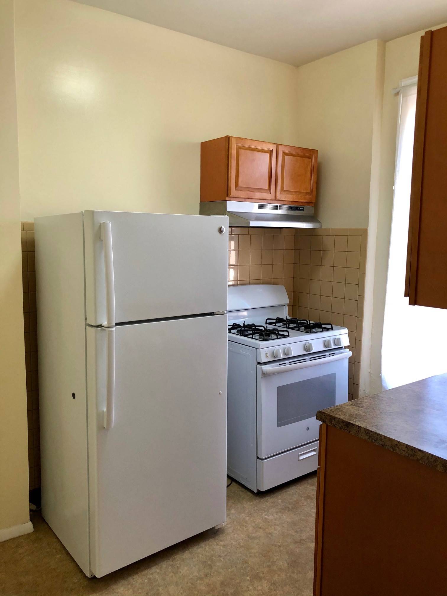 Gigantic 2.5 Bedroom Semi-Boxed Apartment in Bushwick