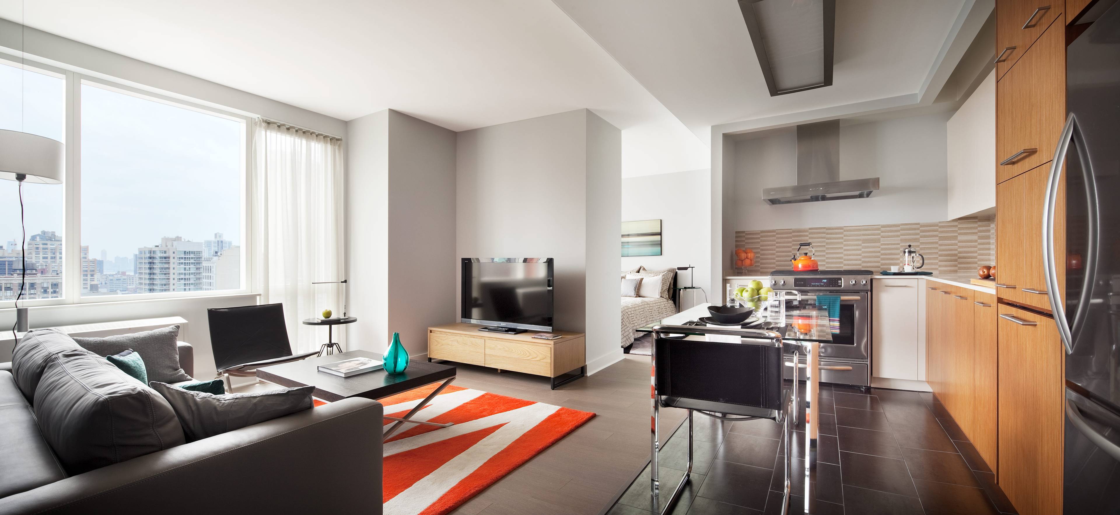 Corner 2BR, Open Kitchen Apartment in Midtown West. 3 Free Months!