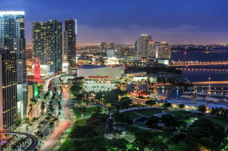 Downtown 1BR/1BA wBalcony - Rent Now & Get Two Months Free!