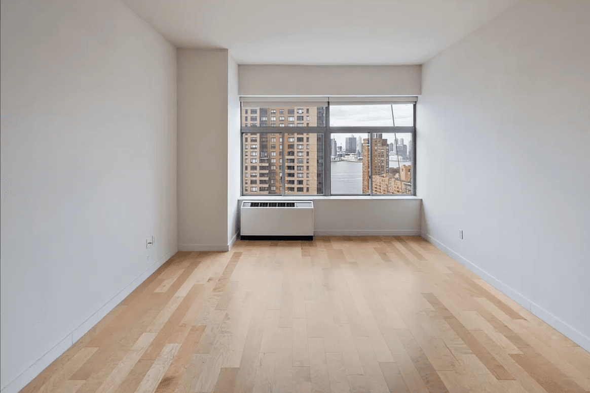 LUXURY STUDIO STUNNER DOWNTOWN FULL AMENITY