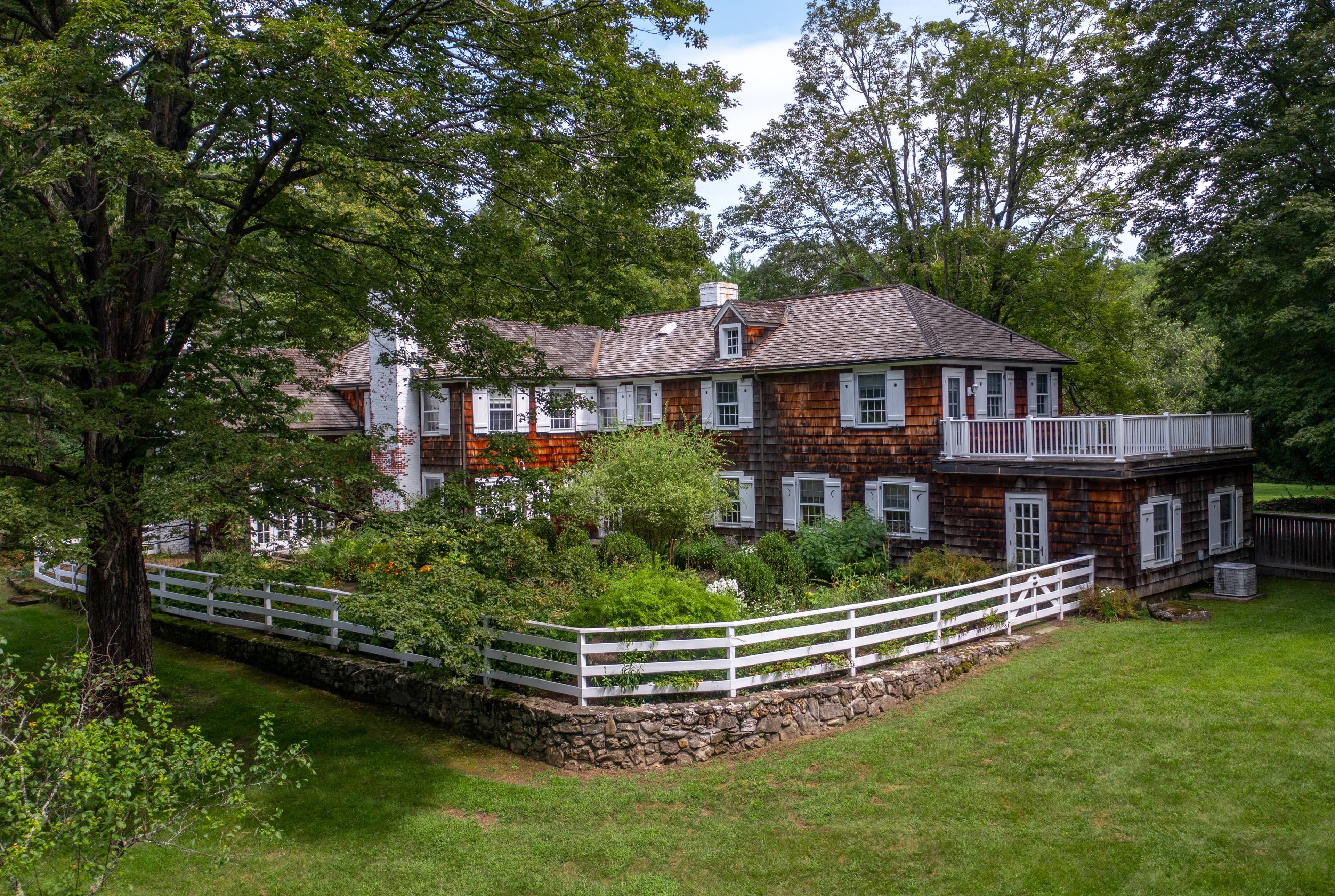 164 Belden Street, Falls Village, CT 06031