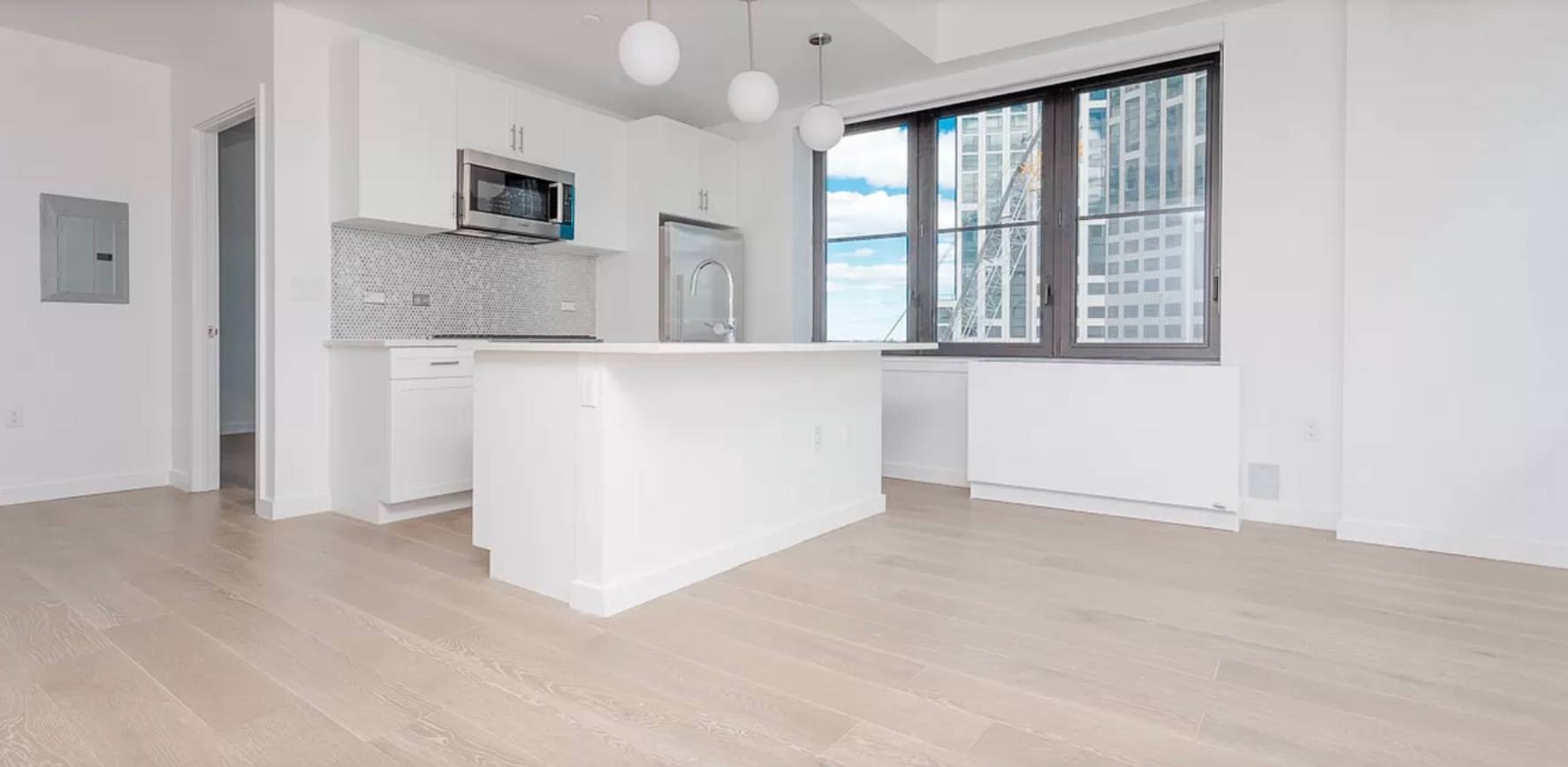 No Fee, 1 Bed / 1 Bath Apartment in Luxury Downtown Brooklyn Building